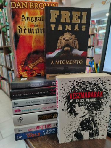 Frei Tams, Chuck Wendig, Anne Holt Dan Brown - KNYVMENT AJNLAT, 10 DB. Szrakoztat irodalom. Angyalok s dmonok+A megment+Vszmadarak+Sarah+A vilgvge ezttal elmarad+Msodik felesgek klubja+Egy boltkros naplja+Csndes jtszma+A kamleon rnyka+1222