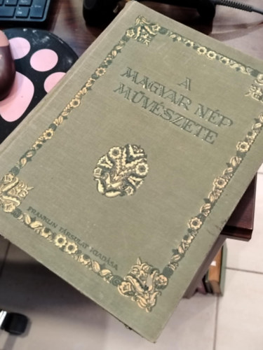 A magyar n�p m�v�szete - A pal�cokr�l