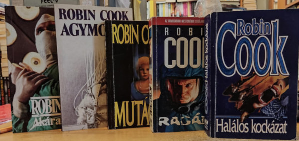 5 db Robin Cook: Akr az Isten + Agymoss + Mutci + Ragly + Hallos kockzat
