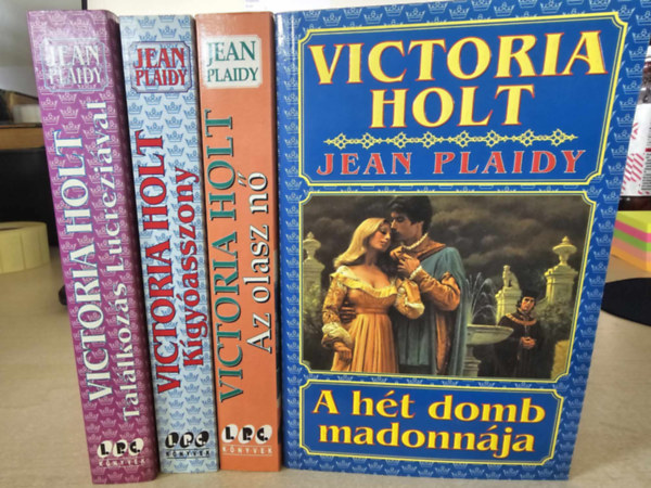 4 db Victoria Holt (Jean Plaidy) knyvment ajnlat: Tallkozs Lucrezival, Kgyasszony, Az olasz n, A ht domb madonnja