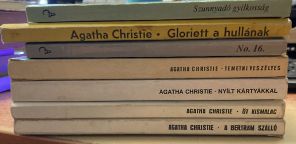 7 db Agatha Christie k�nyvcsomag