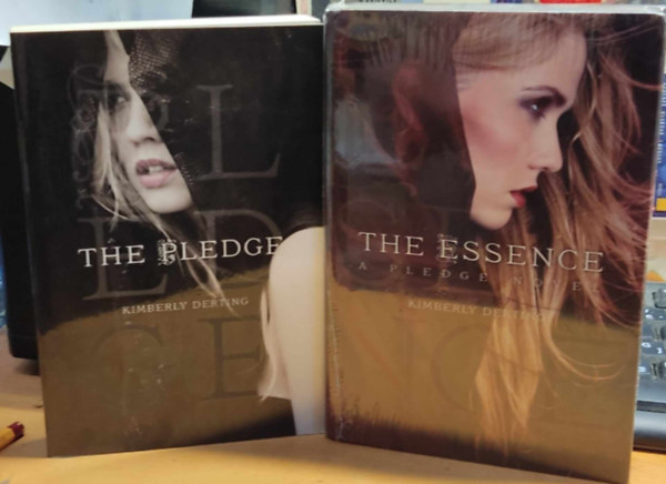 The Pledge + The Essence (2 ktet)(Margaret K. McElderry Books)