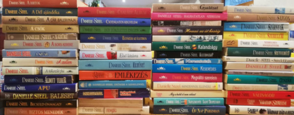 54 db Danielle Steel knyv