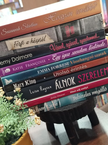 KNYVMENT AJNLAT, 9 DB. Hogyan tovbb, Frj a hznl, Vrrel, szvvel, szerelemmel, Egy igaz szerelem trtnete, Visszhangz szavak, Utols rints, lnok szerelem, Most adj eslyt, Feltteles megll