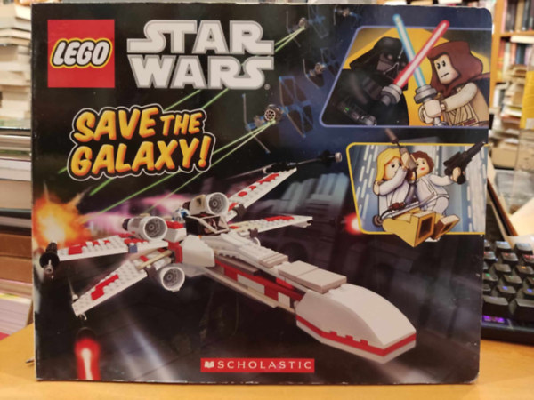 The Lego Group - Lego Star Wars: Save the Galaxy! (Scholastic, lapozó)