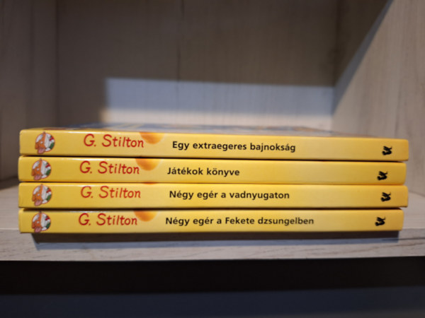 4 ktet egytt: Egy extraegeres bajnoksg + Jtkok knyve + Ngy egr a Vadnyugaton + Ngy egr a Fekete dzsungelben