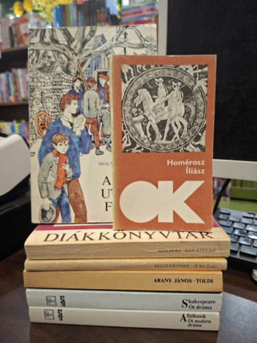 Homérosz, Wiliam Shakespeare, Arany János, Erich Kästner, Moliére Molnár Ferenc - Kötelező olvasmányok (7db), KÖNYVMENTŐ AJÁNLAT: A Pál utcai fiúk, Íliász, Öt dráma (Romeo és Júlia, Julius Caesar, Hamlet, Szentivánéji álom, Vízkereszt vagy amit akartok), A fizikusok - Öt modern dráma , Toldi, A két Lotti, Hat