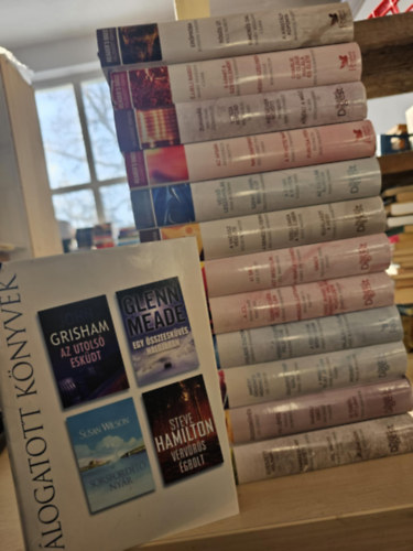 13db a Reader's Digest V�logat�s sorozatb�l, K�NYVMENT� AJ�NLAT