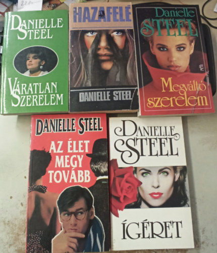 5 db Danielle Steel: Vratlan utazsok +Hazafel +Megvlt szerelem +Az let megy tovbb +gret