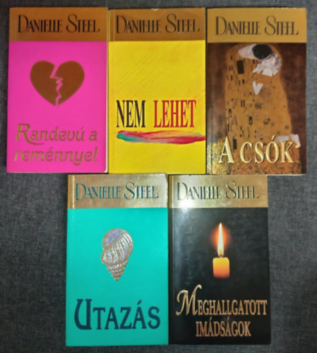 (5db) Danielle Steel knyvcsomag: Randev a remnnyel / Nem lehet / A csk / Utazs / Meghallgatott imdsgok