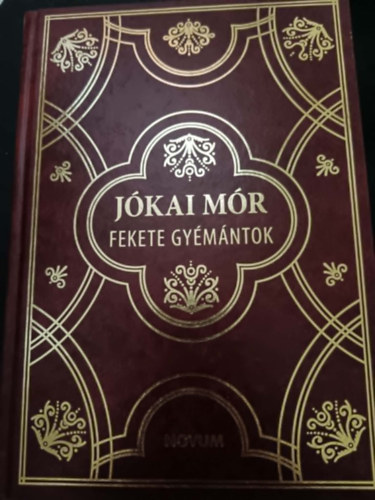 Fekete gy�m�ntok-D�szkiad�s