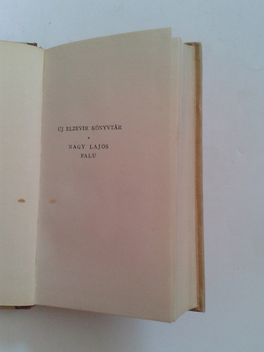 Falu (j Elzevir Knyvtr)