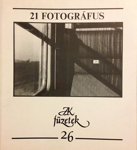 21 fotogr�fus