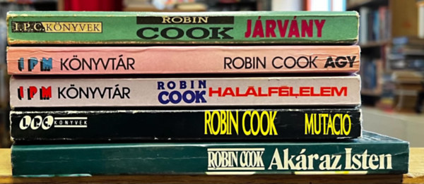 5 db Robin Cook k�nyv: J�rv�ny, Agy, Hal�lf�lelem, Mut�ci�, Ak�r az Isten