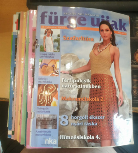 14 db F�rge ujjak (sz�rv�nysz�mok)