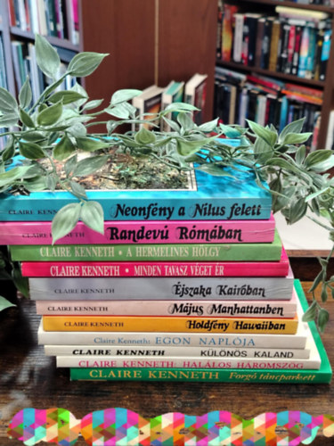 KNYVMENT AJNLAT, 11 db. Claire Kenneth, Neonfny a Nlus felett+ Randev Rmban+ A hermelines hlgy+ Minden tavasz vget r+ jszaka Kairban+ Mjus Manhattanben+ Holdfny Hawaiiban+ Egon naplja+ Klns kaland+ Hallos hro