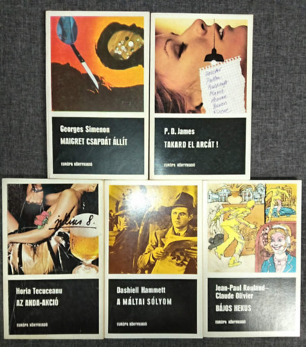 (5db) Fekete k�nyvek krimi k�nyvcsomag: Maigret csapd�t �ll�t / Takard el az arc�t! / Az Anda-akci� / A m�ltai s�lyom / B�jos hekus