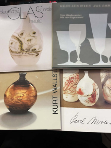 B�cher �ber Glaskunst : Glasmuseum Wertheim,kunstsammlung veste coburg,Blidnis glaser,Glass 500 b.c. to a.d. 1900, Kurt Wallstab,Glas aus wien J&L Lobmeyr, Pavel Molnar,deutsche glas k�nstler heute ( �vegm�v�szet )