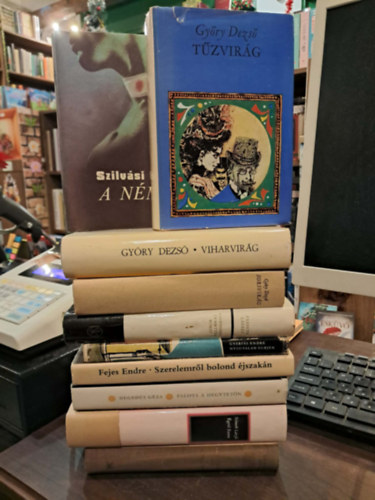 10 db-os magyar irodalom K�NYVMENT� AJ�NLAT: A n�ma, T�zvir�g, Viharvir�g, Sorsvir�g, Ravenn�ban temett�k R�m�t, Nyugtalan egriek, Szerelemr�l boldog �jszak�n, Palota a hegytet�n, �get� Eszter, Asszonys�gok d�ja - Napraforg�