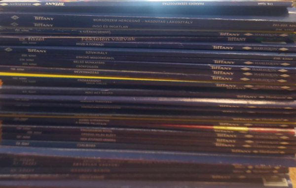 31 db Tiffany romantikus magazin