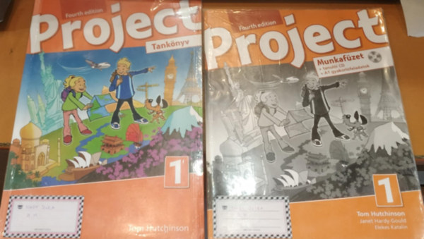 2 db Project 1 Fourth Edition: Tankönyv (OX-4022613) + Munkafüzet (OX-4764902)