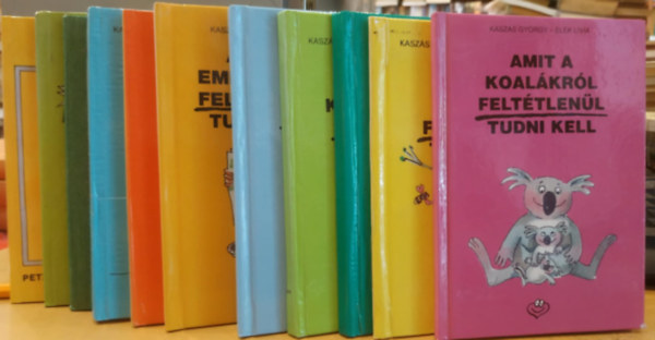 Meszlnyi Attila, Petz Gyrgy, Koronczay Andrea, Kaszs Gyrgy, Elek Lvia, Papp Tibor Janet & Allan Ahlberg - 12 db pici meseknyv: Kis kukac knyv; Snkalauz; A bolha a vilg ura; Amit a bkkrl; tevkrl; kengurukrl; tehenekrl; tigrisekrl; emberekrl; orrszarvkrl; zsirfokrl; koalkrl felttlenl tudni kell