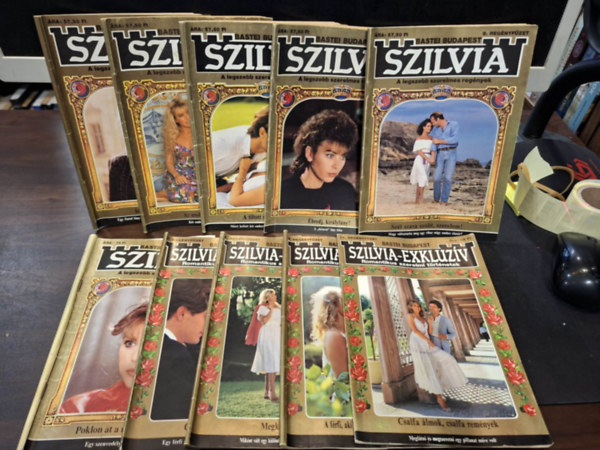 Marion, Jenny Longin, Sibylle Simon, Ute Von Arendt, Katja von Seeberg, Andersen, Andrea, Orloff, Wera, Ilona Déry, Heim, Heide Alexi - 10 db SZILVIA / SZILVIA-EXKLUZÍV magazin: 11. regényfüzet - Csalfa álmok, csalfa remények, 4. regényfüzet: A férfi, aki meghódította Julia háborgó szívét, 6. regényfüzet - Megkésett románc, 2. regényfüzet - Csak egy titka volt...,