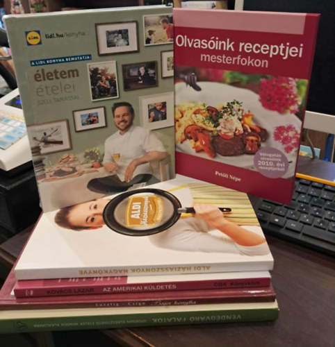 Lusztig-Csigó Kovács Lázár - 6 db-os szakácskönyv KÖNYVMENTŐ AJÁNLAT: Olvasóink receptjei mesterfokon, ALDI Háziasszonyok nagykönyve, Az amerikai küldetés, Bajor konyha, Vendégváró falatok, Életem ételei Széll Tamással