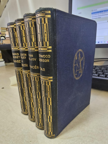 Tar + A pinc�r + A sikkaszt�k + Tavasz