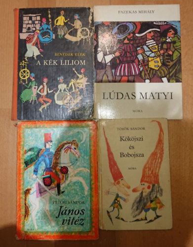 4 klasszikus mesek�nyv: J�nos vit�z, K�k�jszi �s Bobojsza, A k�k liliom, L�das Matyi