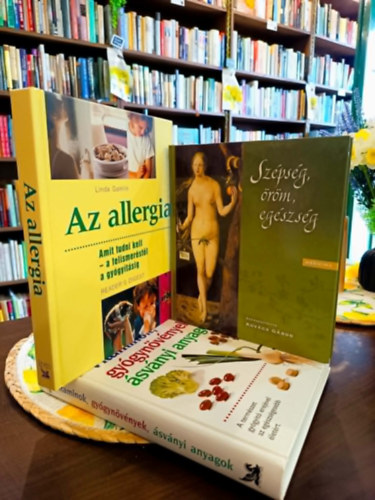 Eg�szs�g, �letm�d k�nyvcsomag 3 darabos: Vitaminok, gy�gyn�v�nyek, �sv�nyi anyagok, Az allergia, Az allergia, Sz�ps�g, �r�m, eg�szs�g