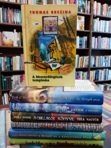 Ifj�s�gi irodalom k�nyvcsomag 7 darabos K�NYVMENT� AJ�NLAT: Szerelmes l�nyok, Kriszti �s a h�tpecs�tes titok, F�lix �s a hazugs�g m�v�szete 1. r�sz, A Csillagok k�nyve - Qadehar, a var�zsl�,A Csillagok K�nyve - Sha nagy�r, A Csil