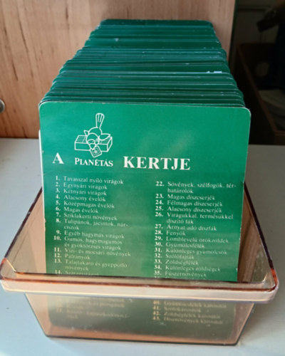 A plan�t�s kertje k�rtyagy�jtem�ny (1-43)