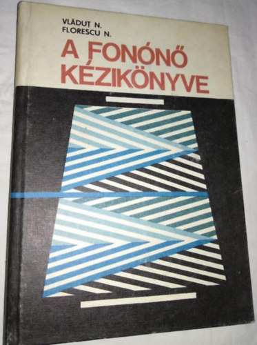 A fon�n� k�zik�nyve - Pamutfonod�k r�sz�re