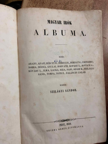 Magyar �r�k Albuma