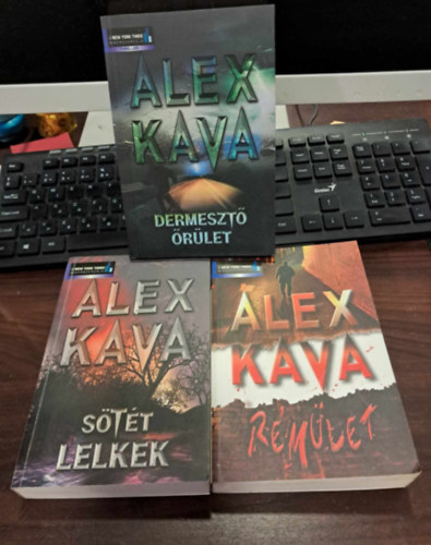 3 db-os Alex Kava knyvcsomag: Stt lelkek, Dermeszt rlet, Rmlet
