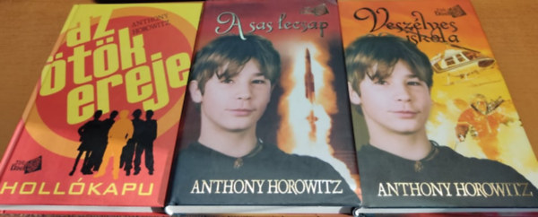 3 db Anthony Horowitz: Az tk ereje + A sas lecsap + Veszlyes iskola