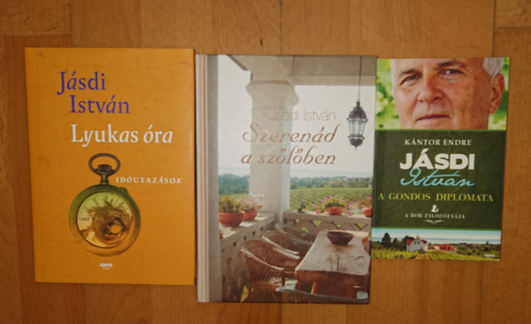 3 k�nyv J�sdi Istv�nt�l/-r�l: A gondos diplomata, Szeren�d a sz�l�ben, Lyukas �ra