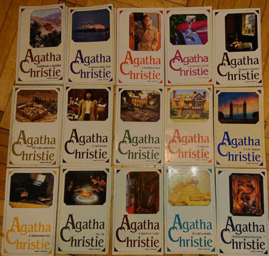 Agatha Christie - 15 db Agatha Christie krimi: s elj a hall..., A fogorvos szke, ti clja ismeretlen, Balhvelykem bizsereg, Herkules munki, No 16., A sors kapuja, A lthatatlan kz, A Sittaford-rejtly, A Listerdale-rejtly, A vd tanja, A barna