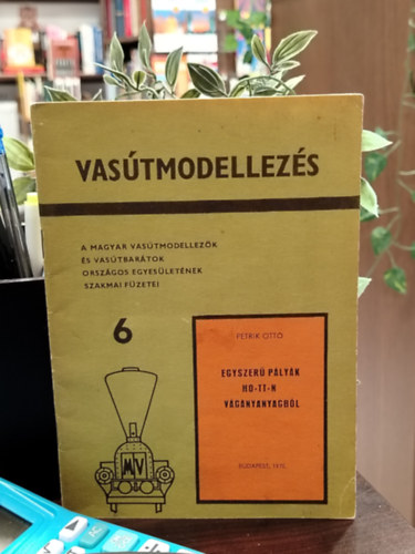 Egyszer� p�ly�k HO-TT-N v�g�nyanyagb�l