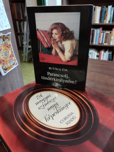 Magyar sznhz knyvcsomag 2 darabos KNYVMENT AJNLAT: A magyar sznszet nagy kpesknyve,  Parancsolj, tndrkirlynm!