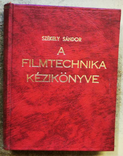 A filmtechnika k�zik�nyve