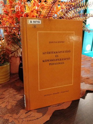 Az �rt�kk�zvet�t� �s k�pess�gfejleszt� pedag�gia