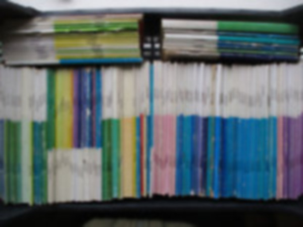 113 db a Populart F�zetek sorozatb�l + katal�gus! (K�NYVMENT� AJ�NLAT) K�telez� olvasm�nyok �s klasszikus irodalom