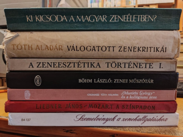 7 db komolyzene: A zeneeszttika trtnete I.; Tth Aladr vlogatott zenekritiki (1934-1939); Ki kicsoda a magyar zeneletben?; Zenei msztr; Marthi Gyrgy s a kollgiumi zene; Mozart a sznpadon; Szemelvnyek a zenehallgatsh