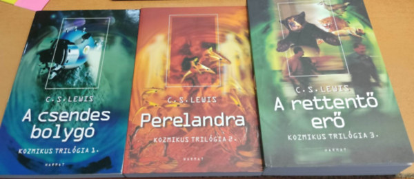 Kozmikus trilgia 1-3. (A csendes bolyg, Perelandra, A rettent er)