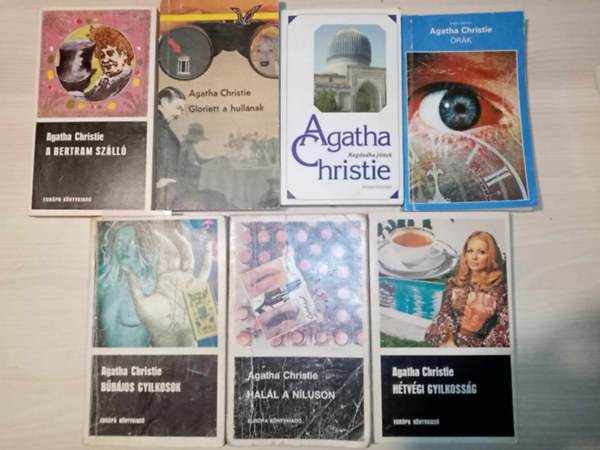 (7db) Agatha Christie knyvcsomag: rk / Bagdadba jttek / Gloriett a hullnak / A bertram Szll / Htvgi gyilkossg / Hall a nluson / Bbjos gyilkossgok