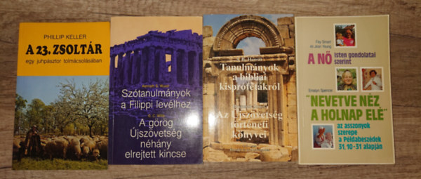 4 k�nyv az �jsz�vets�g m�lyebb meg�rt�s�hez: A 23. zsolt�r egy juhp�sztor tolm�csol�s�ban, Sz�tanulm�nyok a Filippi levelekhez / A g�r�g �jsz�vets�g n�h�ny elrejtett kincse, Tanulm�nyok a bibliai kispr�f�t�kr�l / Az �jsz�