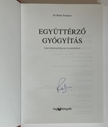 Egy�tt�rz� gy�gy�t�s