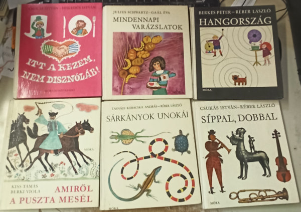 6 db Ifjsgi: Srknyok unoki +Sppal,dobbal +Amirl a puszta mesl +Hangorszg +Mindennapi varzslatok +Itt a kezem, nem disznlb!